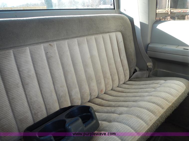 image for item L3608 1993 Chevrolet Silverado 2500 Ext. Cab pickup truck