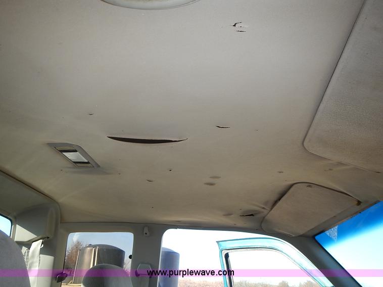 image for item L3608 1993 Chevrolet Silverado 2500 Ext. Cab pickup truck