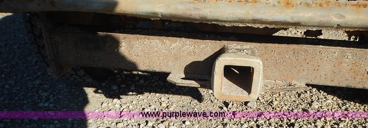 image for item L3608 1993 Chevrolet Silverado 2500 Ext. Cab pickup truck