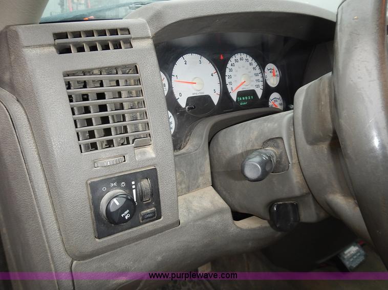 image for item L3612 2007 Dodge Ram 2500 pickup truck