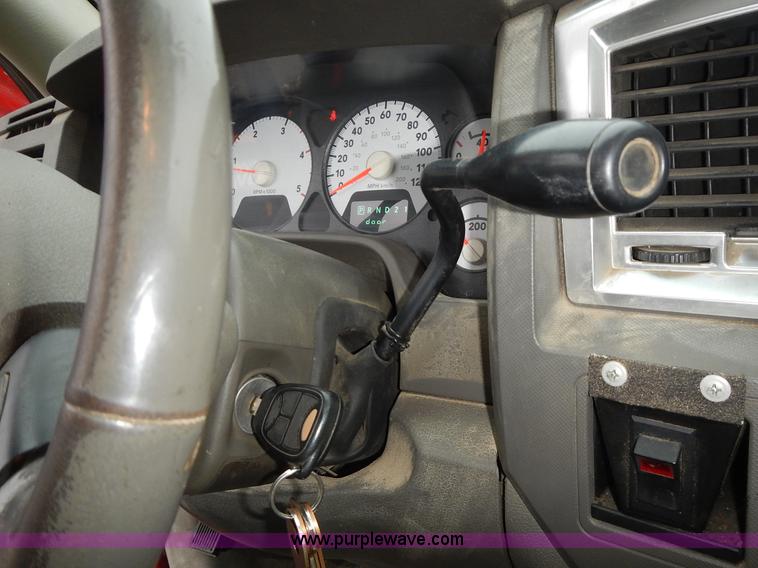 image for item L3612 2007 Dodge Ram 2500 pickup truck