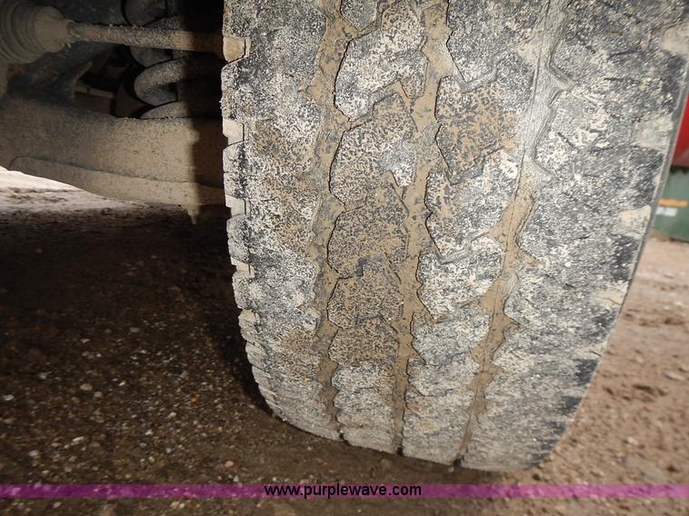 image for item L3612 2007 Dodge Ram 2500 pickup truck