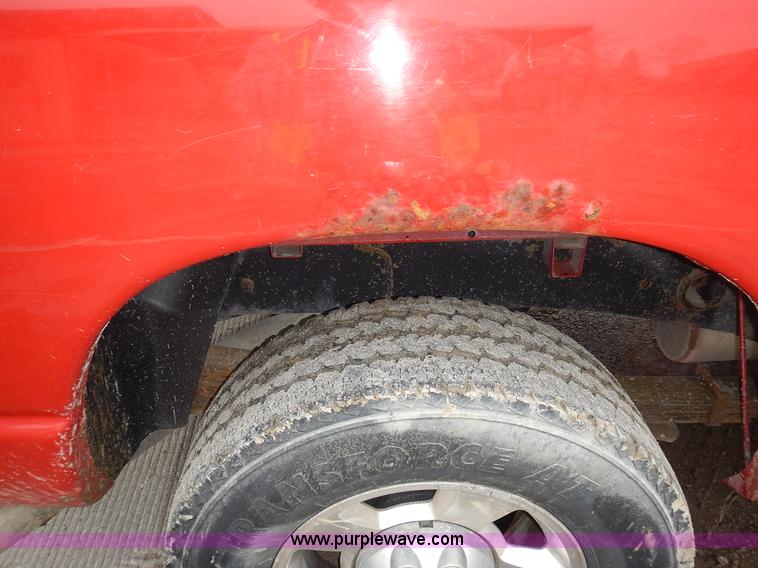 image for item L3612 2007 Dodge Ram 2500 pickup truck