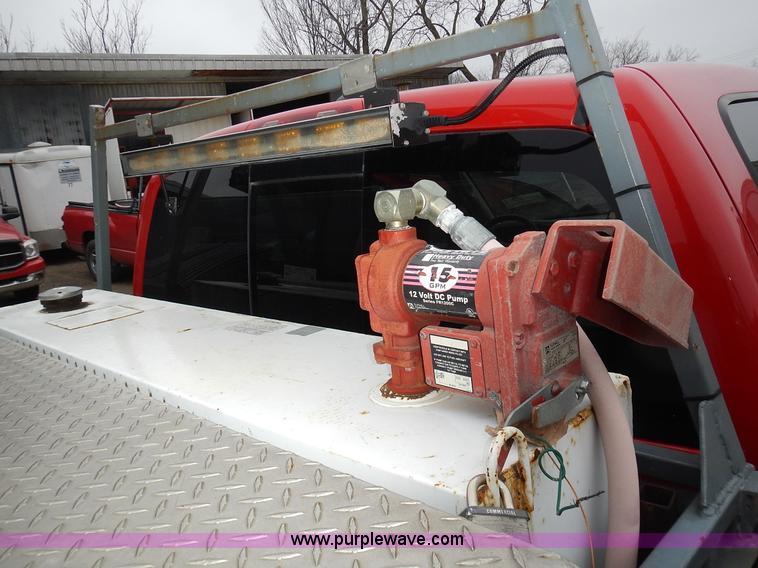 image for item L3612 2007 Dodge Ram 2500 pickup truck