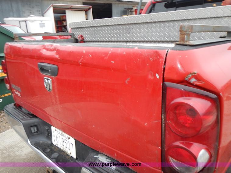 image for item L3612 2007 Dodge Ram 2500 pickup truck