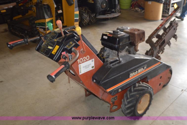 image for item L4662 Ditch Witch 1020 walk-behind trencher