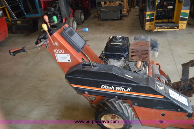 image for item L4662 Ditch Witch 1020 walk-behind trencher