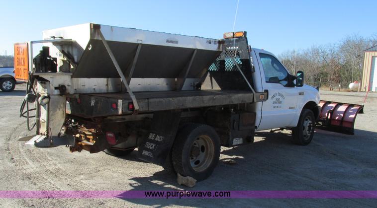 image for item L5359 2004 Ford F550 Super Duty dump flatbed truck
