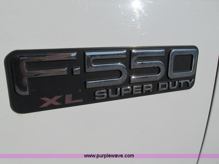 image for item L5359 2004 Ford F550 Super Duty dump flatbed truck