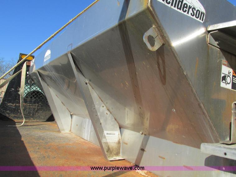 image for item L5359 2004 Ford F550 Super Duty dump flatbed truck