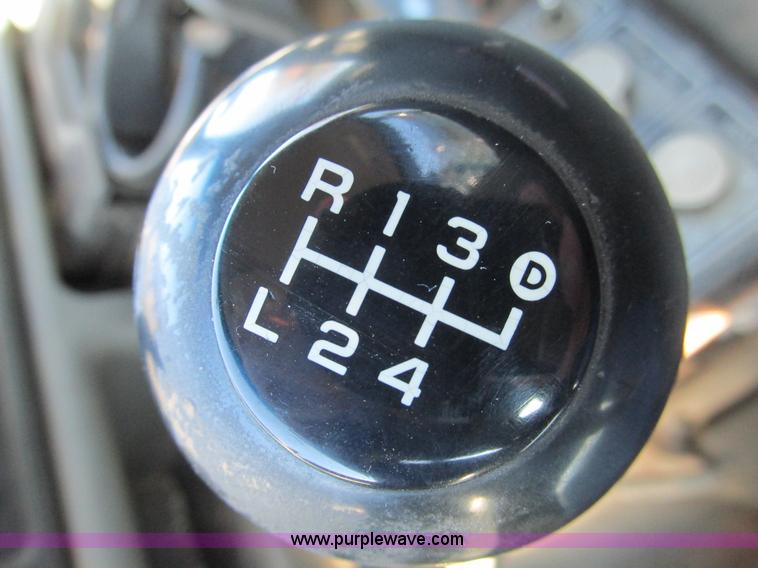 image for item L5359 2004 Ford F550 Super Duty dump flatbed truck