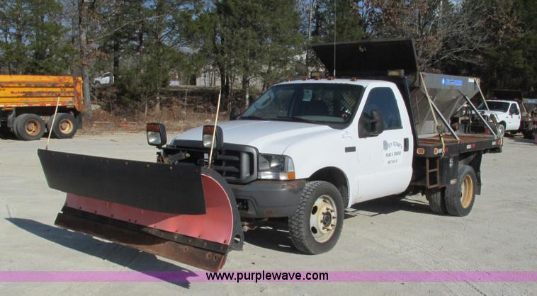 image for item L5360 2003 Ford F550 Super Duty dump flatbed truck