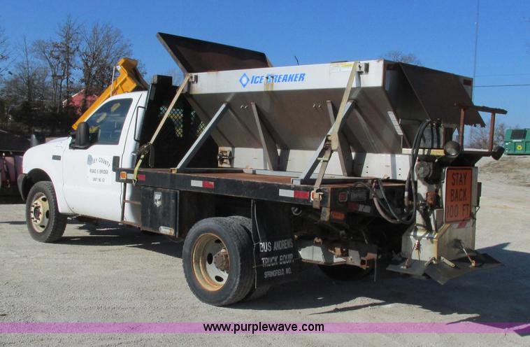 image for item L5360 2003 Ford F550 Super Duty dump flatbed truck