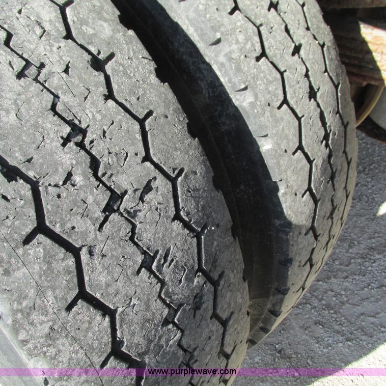 image for item L5360 2003 Ford F550 Super Duty dump flatbed truck