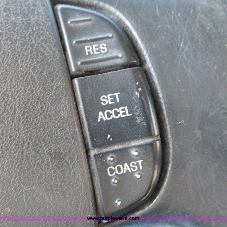 image for item L5360 2003 Ford F550 Super Duty dump flatbed truck