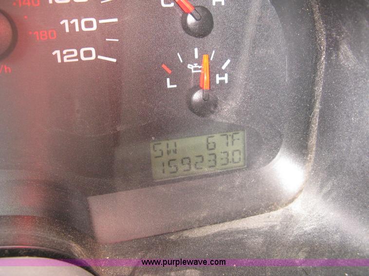 image for item L6424 2004 Ford F150 XLT SuperCrew pickup truck