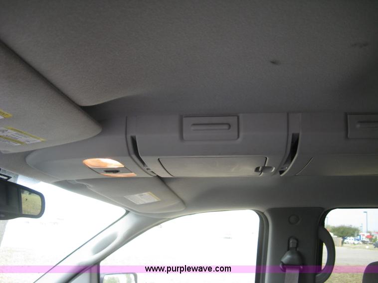 image for item L6424 2004 Ford F150 XLT SuperCrew pickup truck