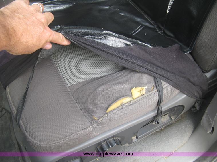 image for item L6424 2004 Ford F150 XLT SuperCrew pickup truck