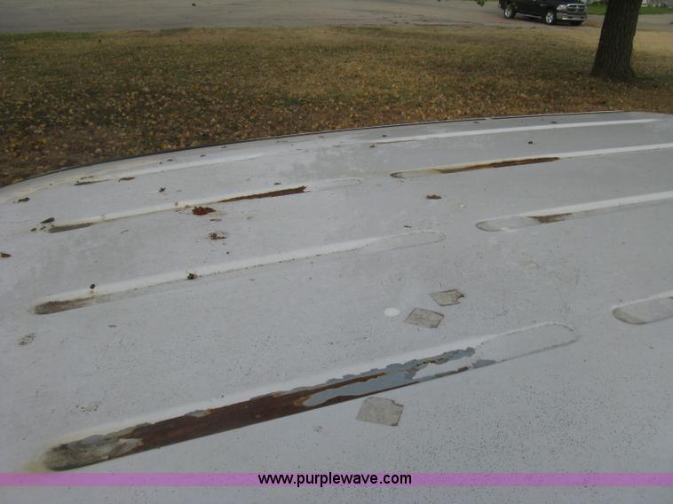 image for item L6424 2004 Ford F150 XLT SuperCrew pickup truck