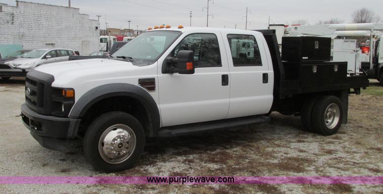 image for item N9328 2008 Ford F550 Crew Cab flatbed pickup truck