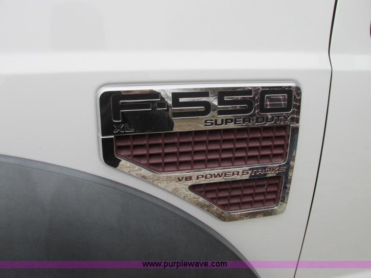 image for item N9328 2008 Ford F550 Crew Cab flatbed pickup truck