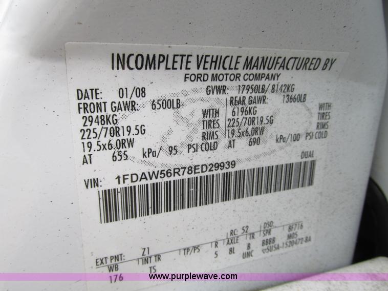 image for item N9328 2008 Ford F550 Crew Cab flatbed pickup truck