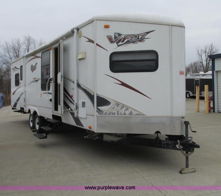 image for item N9338 2009 Keystone VR1323FKS camper