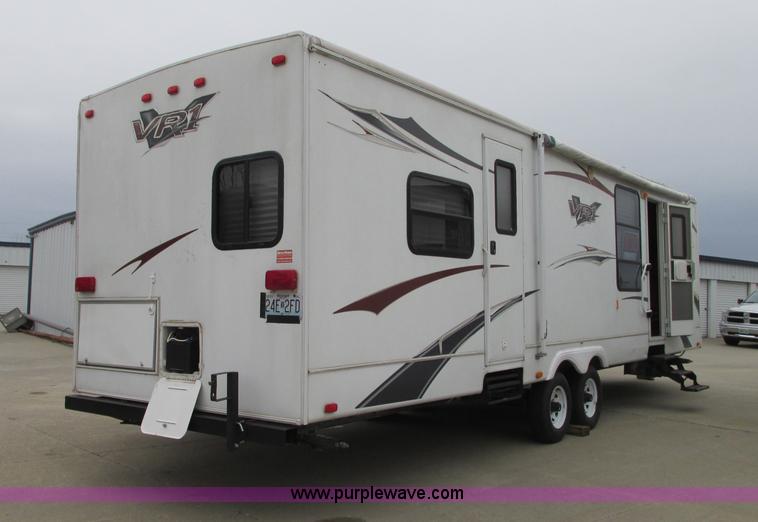 image for item N9338 2009 Keystone VR1323FKS camper