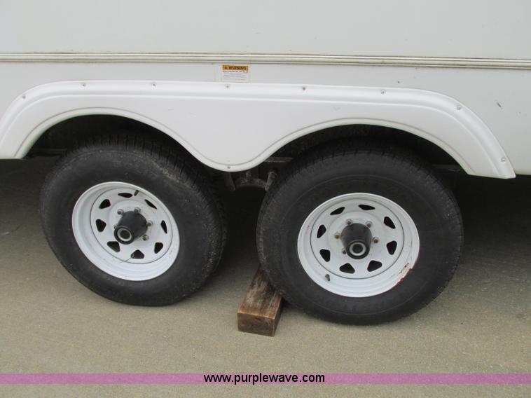 image for item N9338 2009 Keystone VR1323FKS camper