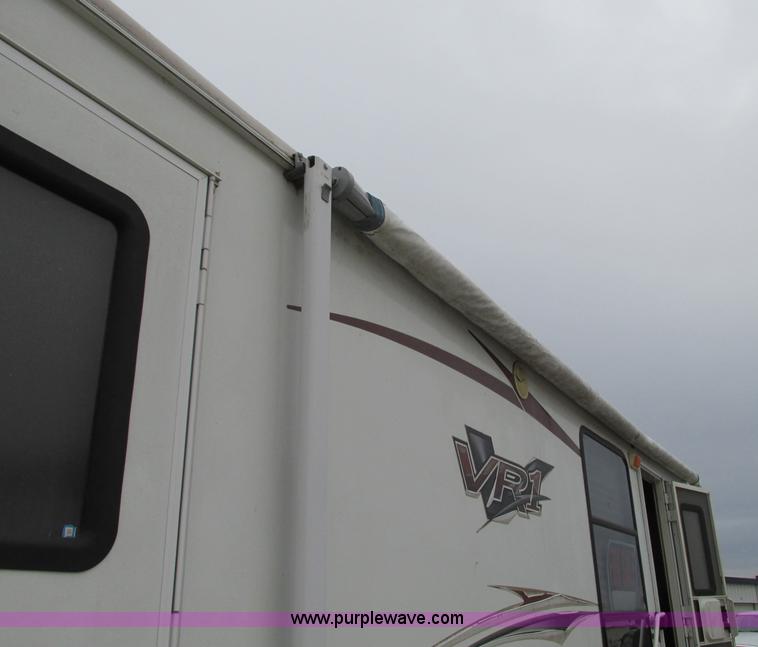 image for item N9338 2009 Keystone VR1323FKS camper