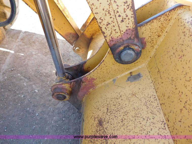 image for item AW9331 1997 John Deere 310SE backhoe