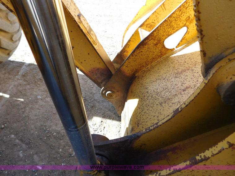 image for item AW9331 1997 John Deere 310SE backhoe