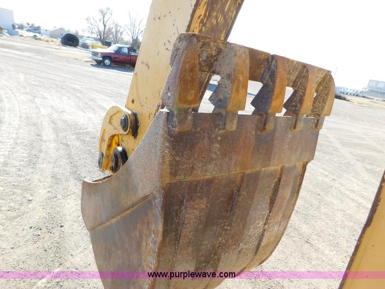 image for item AW9331 1997 John Deere 310SE backhoe