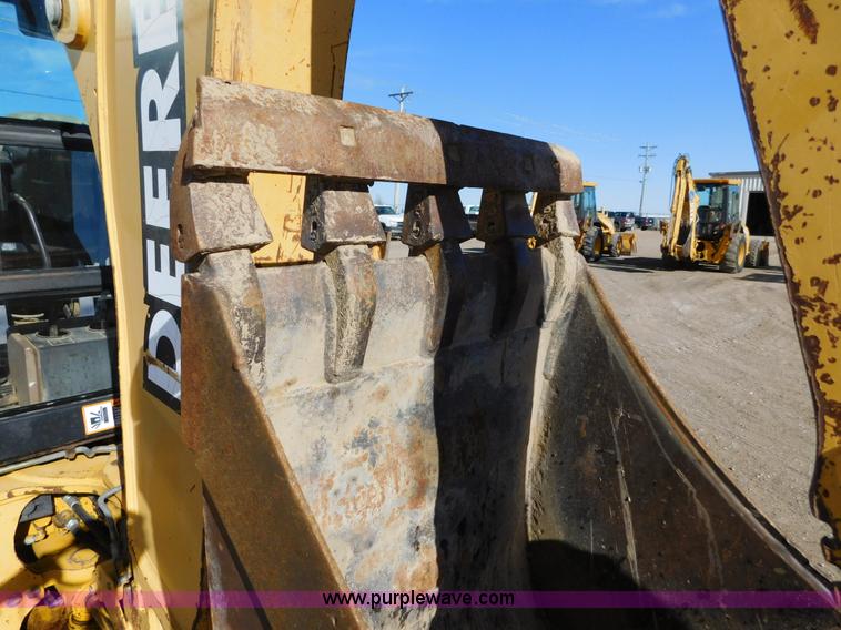 image for item AW9331 1997 John Deere 310SE backhoe