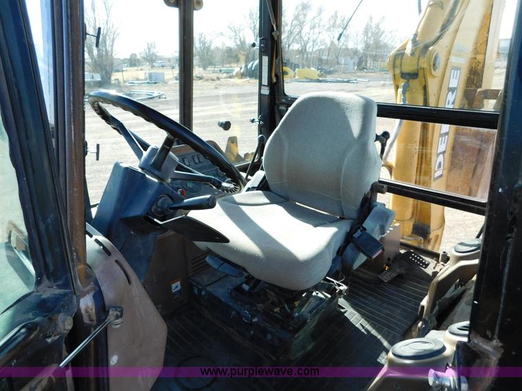 image for item AW9331 1997 John Deere 310SE backhoe