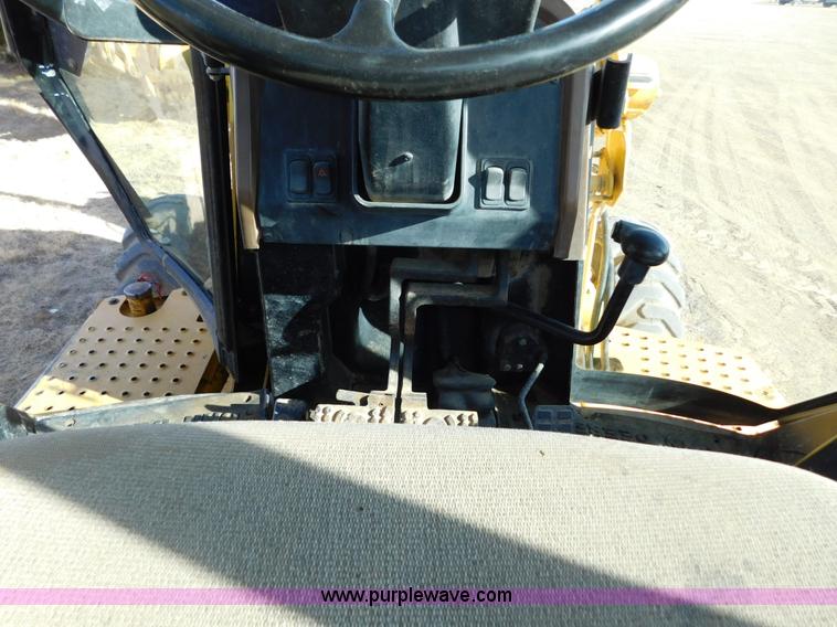 image for item AW9331 1997 John Deere 310SE backhoe