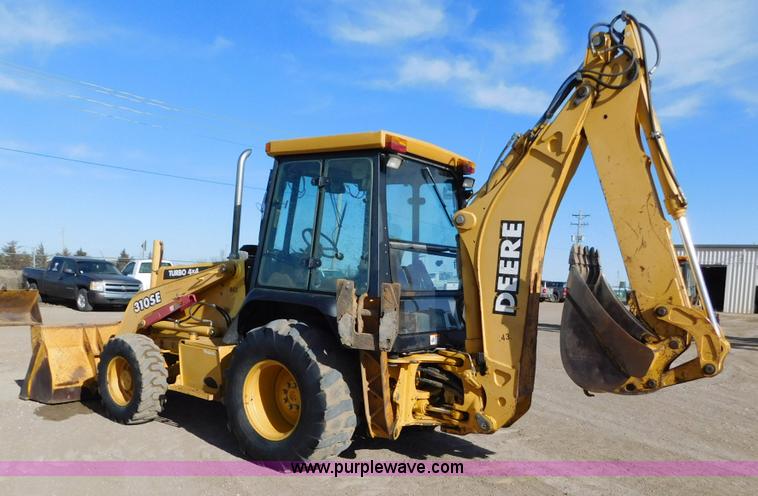 image for item AW9332 2000 John Deere 310SE backhoe