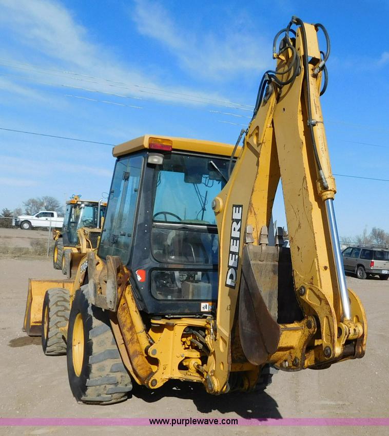 image for item AW9332 2000 John Deere 310SE backhoe