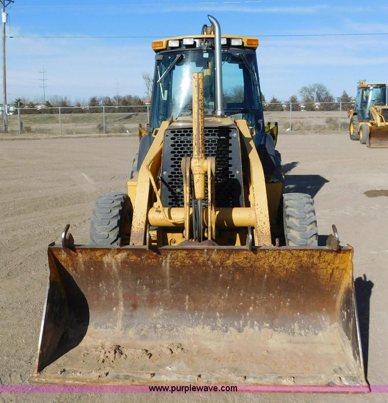 image for item AW9333 1997 John Deere 310SE backhoe