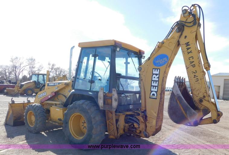image for item AW9333 1997 John Deere 310SE backhoe