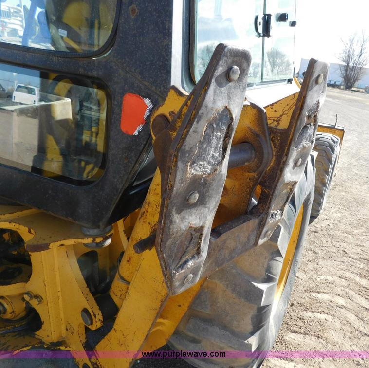 image for item AW9333 1997 John Deere 310SE backhoe