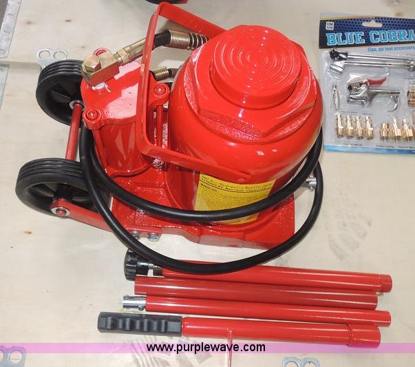 image for item E1282 25 piece hydraulic jack set
