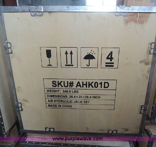 image for item E1282 25 piece hydraulic jack set