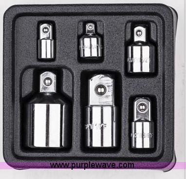 image for item E1287 (820) piece impact and tool kit