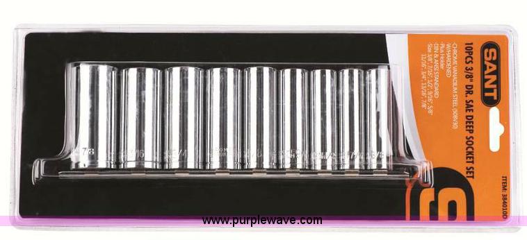 image for item E1287 (820) piece impact and tool kit