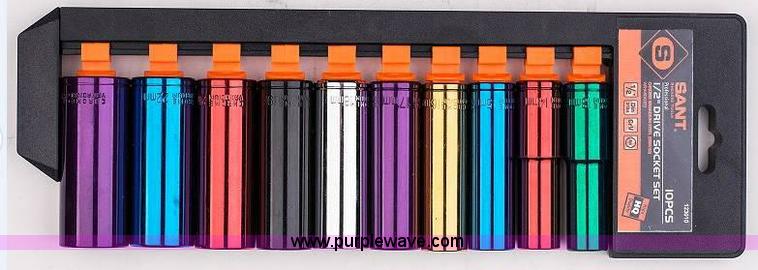 image for item E1287 (820) piece impact and tool kit