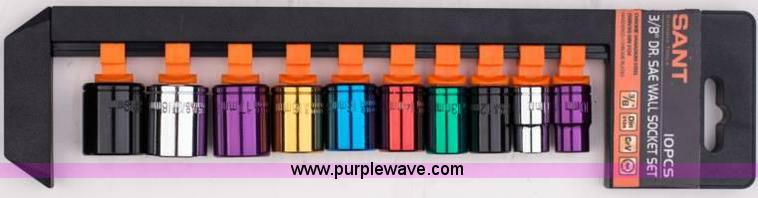 image for item E1287 (820) piece impact and tool kit