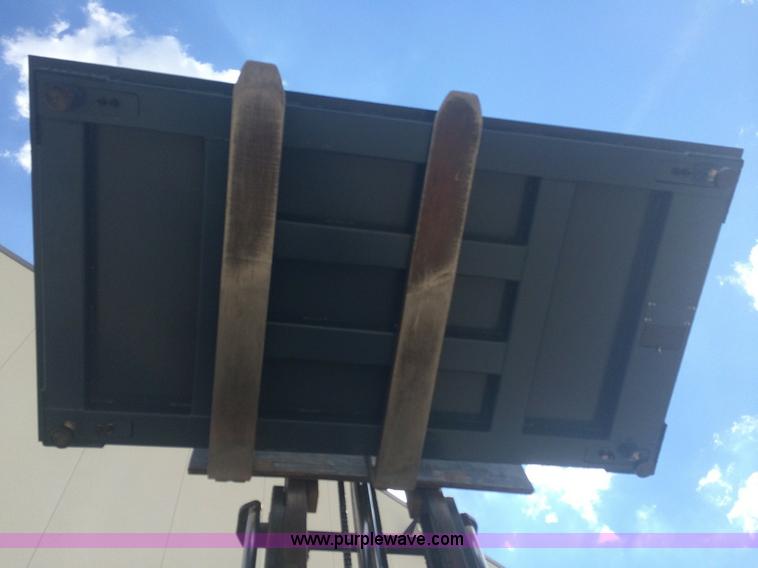 image for item E1386 Steel floor scale