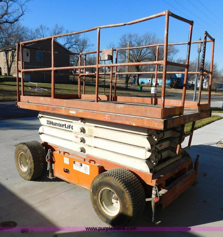 image for item J7434 Hunterlift 2570 scissor lift
