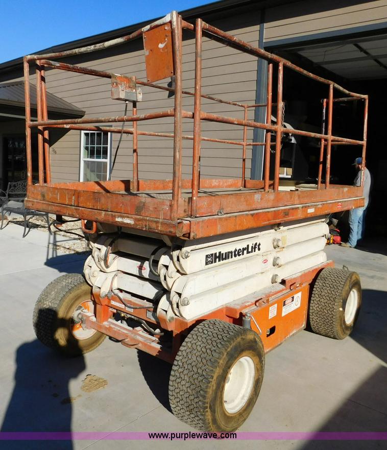 image for item J7434 Hunterlift 2570 scissor lift